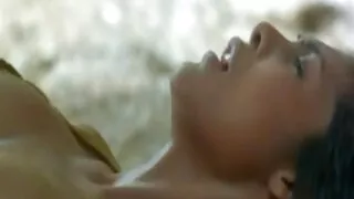 Những người yêu nhỏ bé gái-đồng muốn chơi xấu phjm sech như vậy